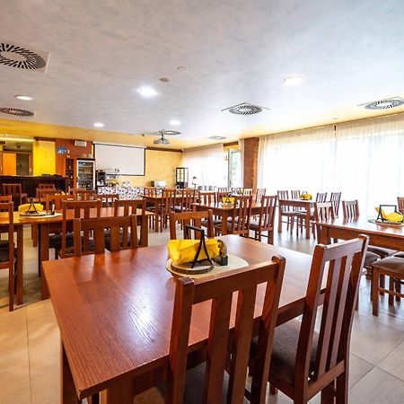 Hotel Arena Brumov Екстер'єр фото