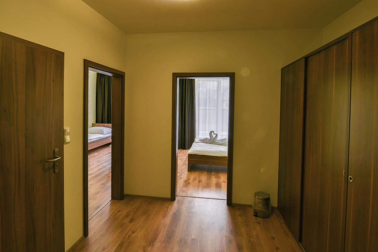 Hotel Arena Brumov Екстер'єр фото