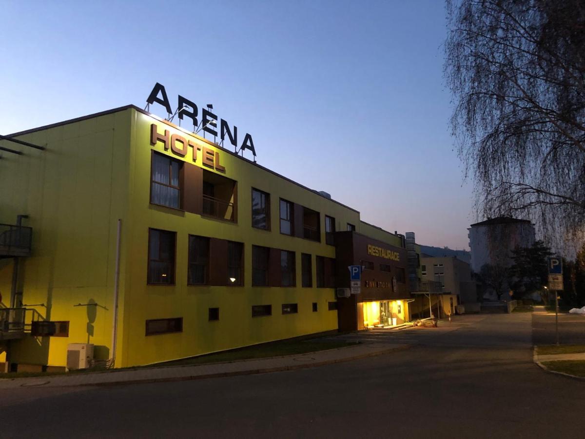 Hotel Arena Brumov Екстер'єр фото